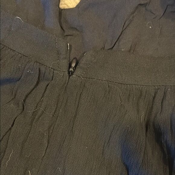 Superdown Black Halter Tank Top - Picture 4 of 4